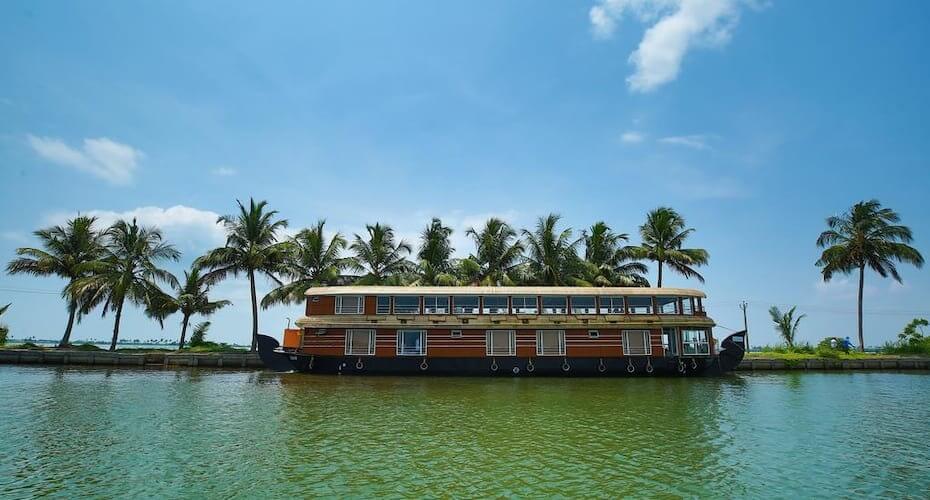 perfect houseboat for you?