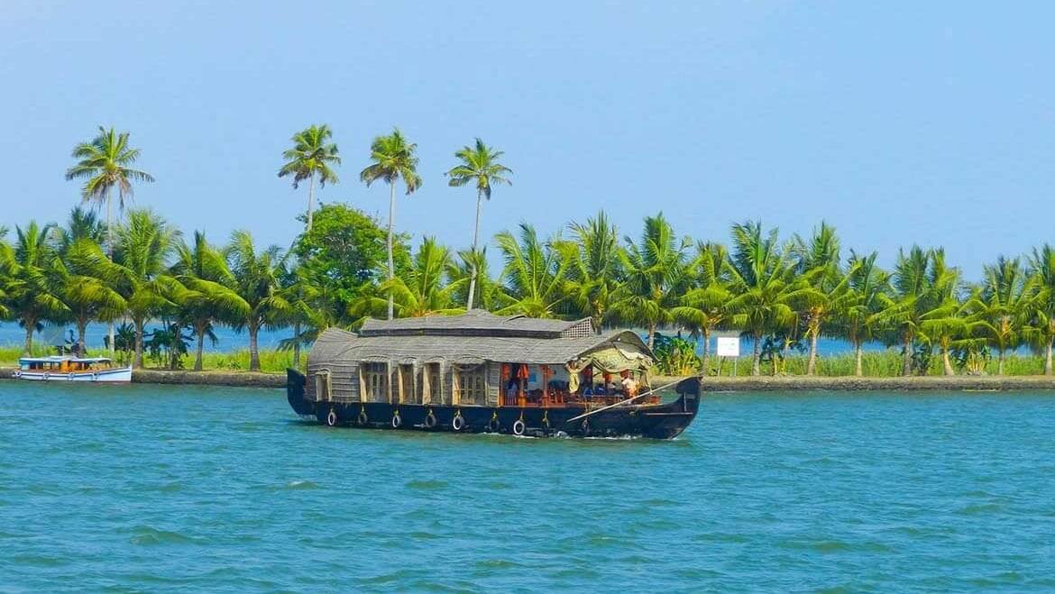 Alleppey and Kumarakom Backwater